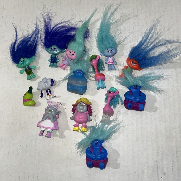 Hasbro Other - DreamWorks Trolls World Tour Toy Dolls HUGE Lot Figures